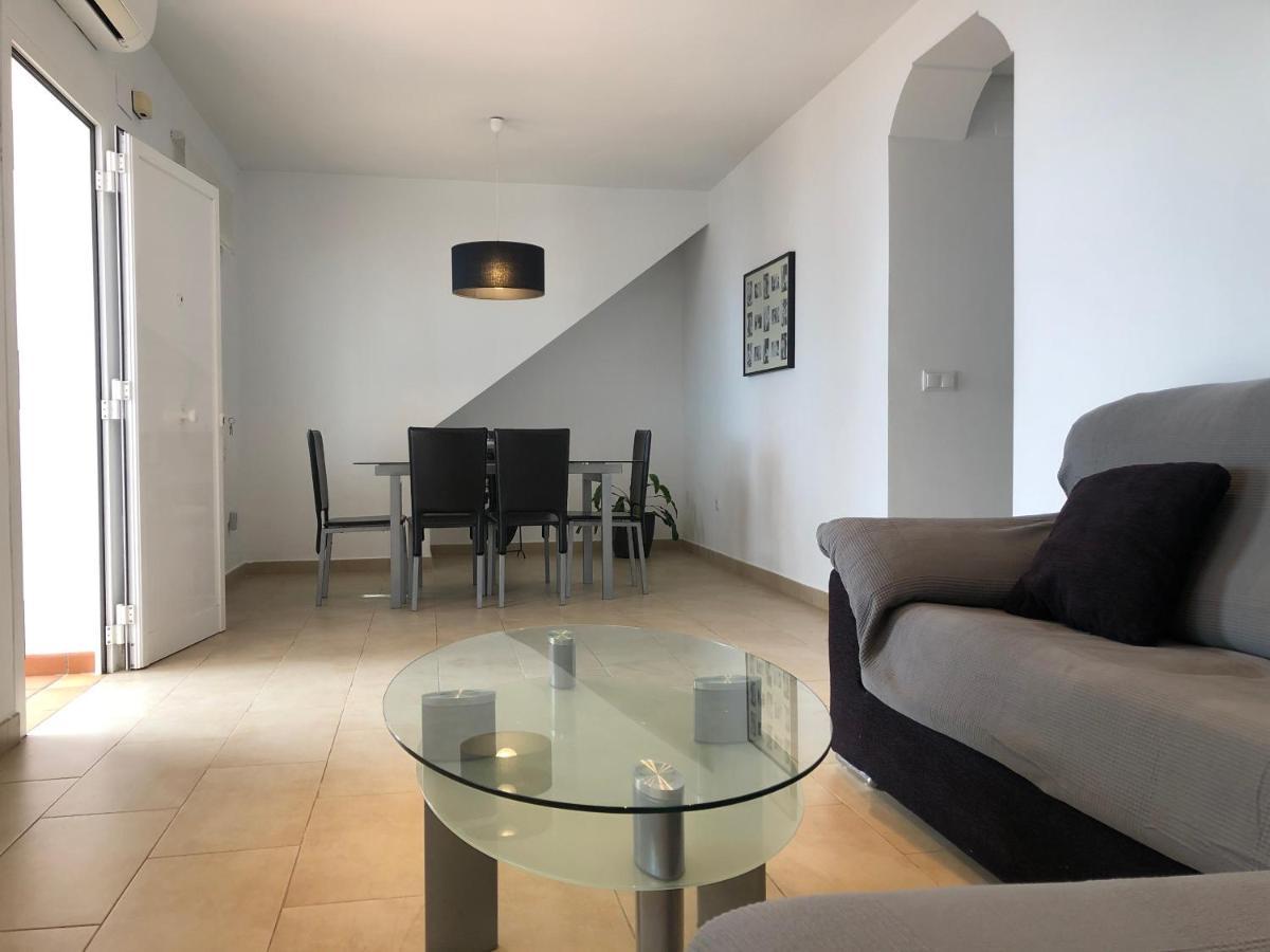 Acogedora Casa En Cap Negret, Ubicada A Primera Linea De La Playa. Алтеа Екстериор снимка