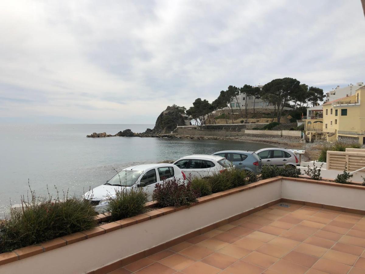 Acogedora Casa En Cap Negret, Ubicada A Primera Linea De La Playa. Алтеа Екстериор снимка